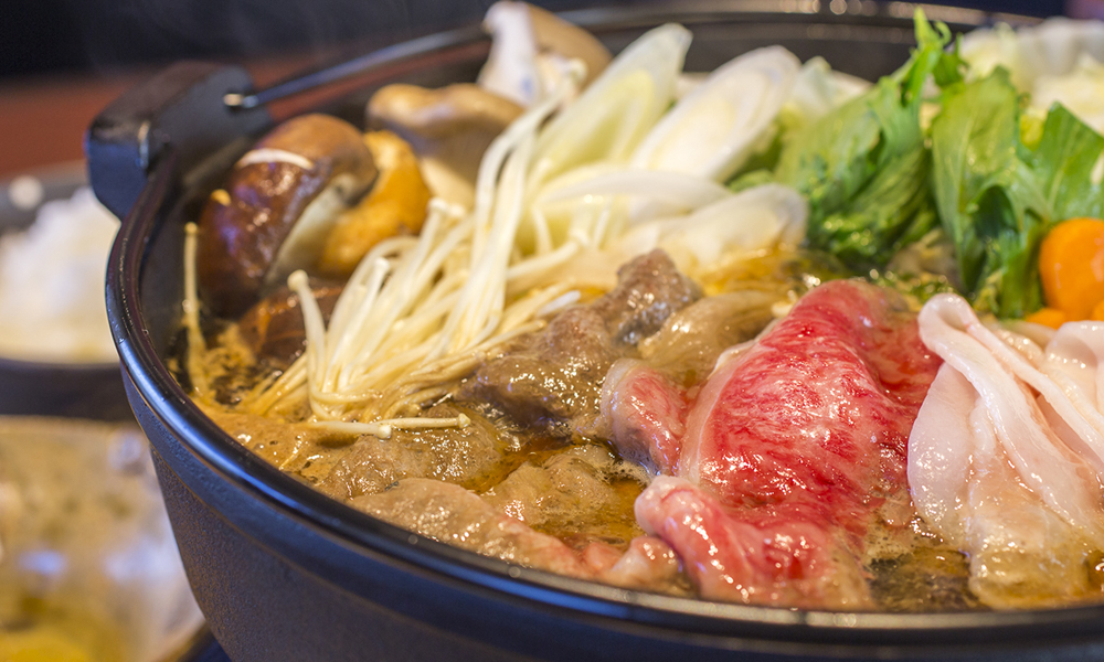 Sukiyaki course: the broth is also highly evaluated